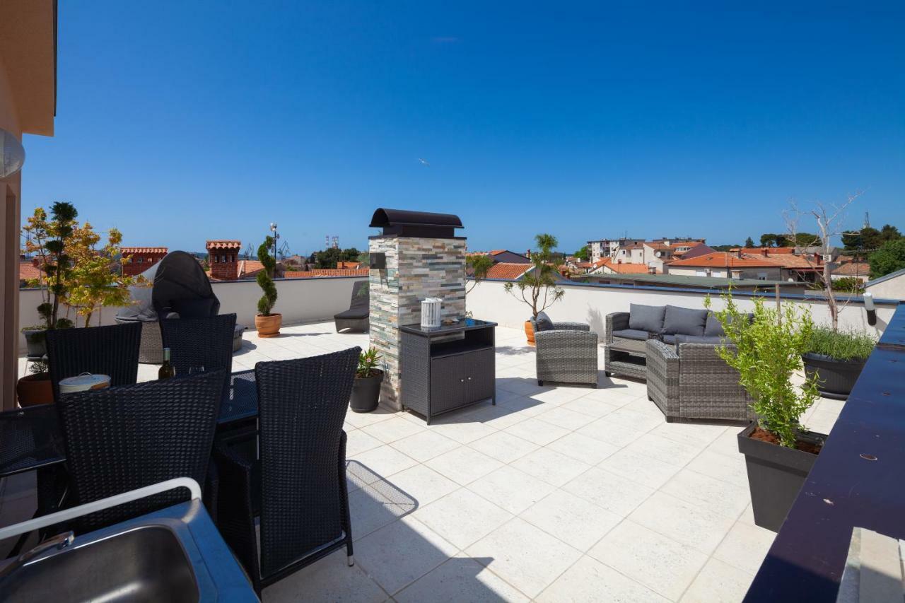 Luxury Apartment With Private Rooftop Terrace พูลา ภายนอก รูปภาพ